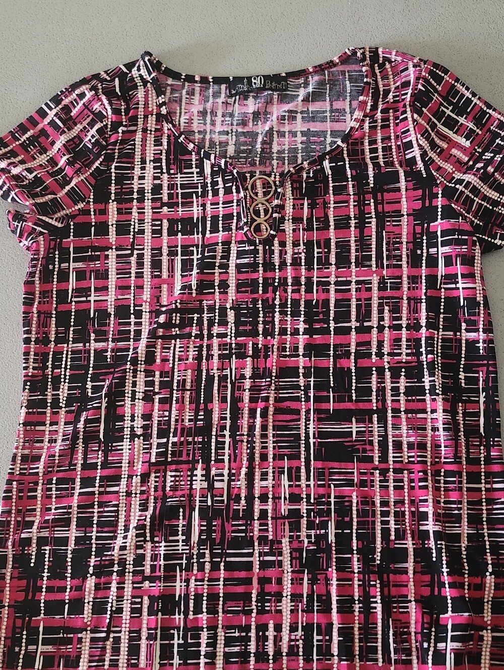 Vince Camuto Pink & Black Abstract Plaid Short Sleeve Top